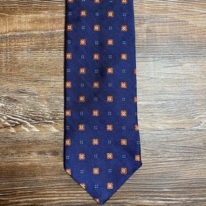 NWT- Brooks Brothers Makers Navy Blue Orange Geometric AOP Silk Neck Tie USA